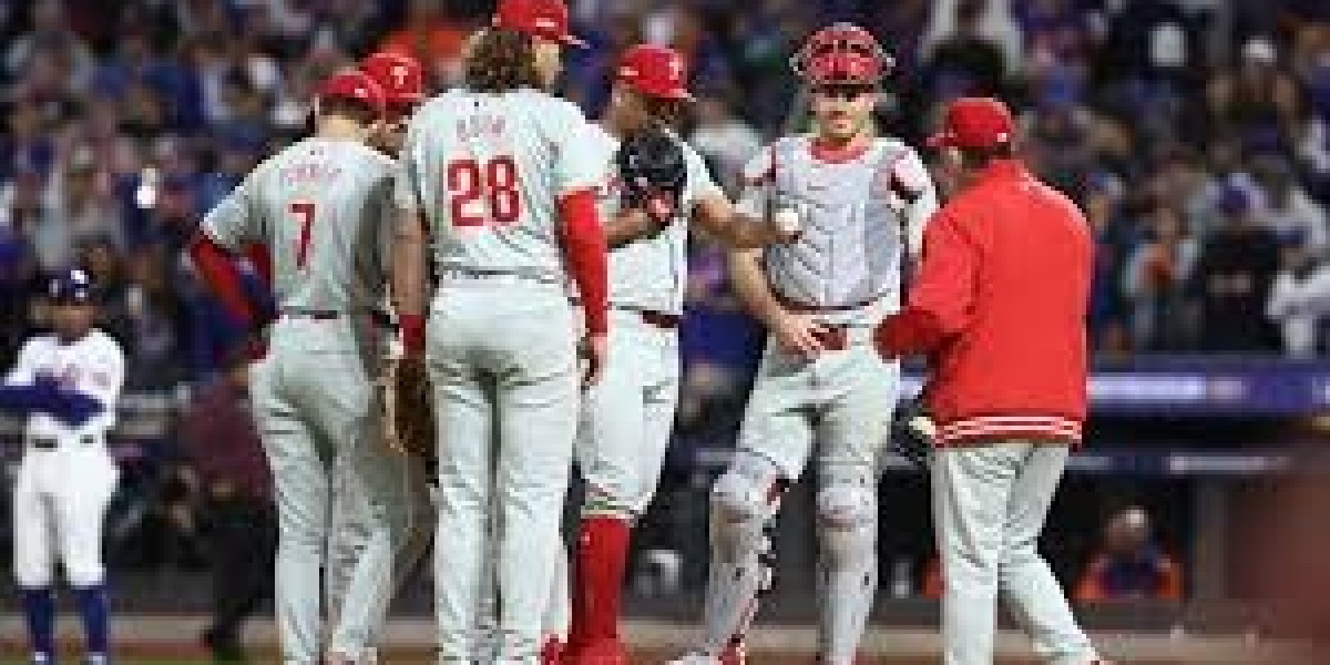 Deuces Wild: Phillies 6, Nationals 2